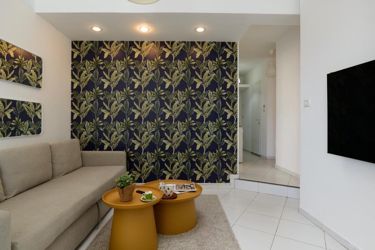 Sea View 2 Bedroom Apartment With Bomb Shelter Тел Авив Екстериор снимка
