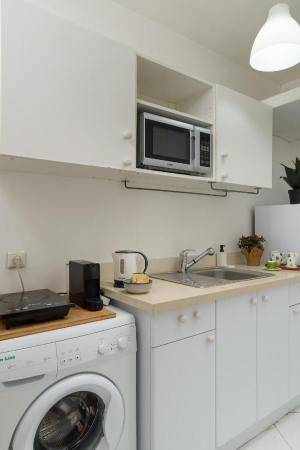 Sea View 2 Bedroom Apartment With Bomb Shelter Тел Авив Екстериор снимка
